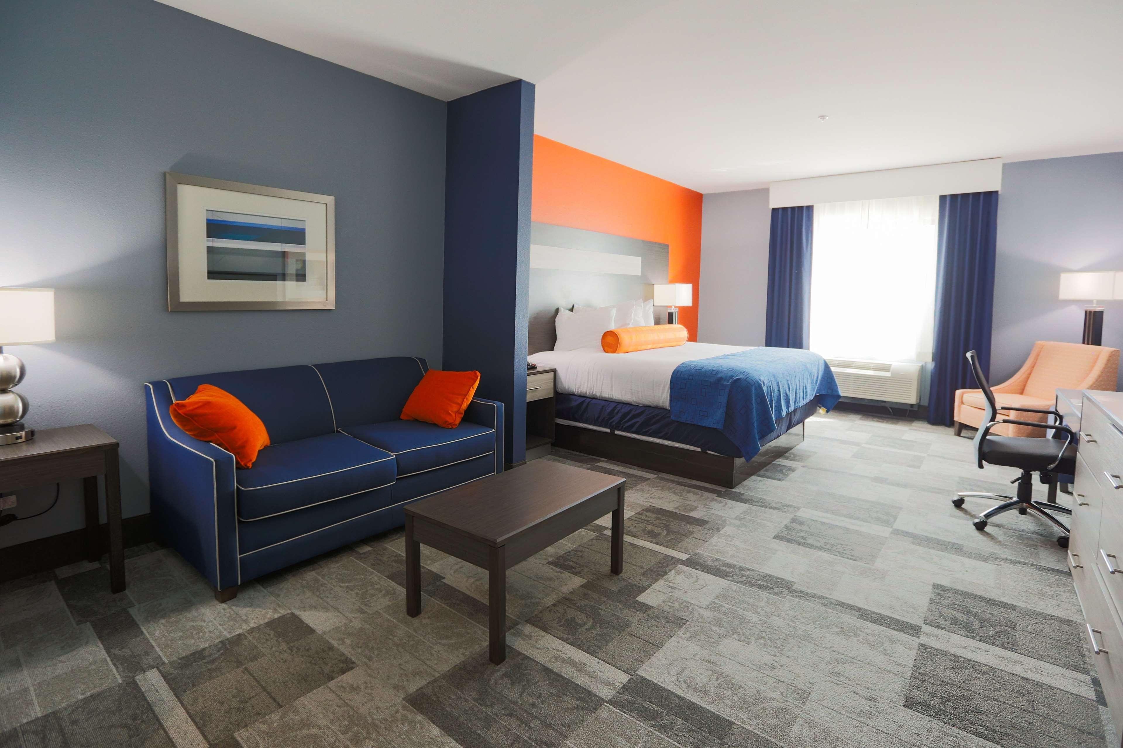 Best Western Plus Wewoka Inn & Suites Екстериор снимка