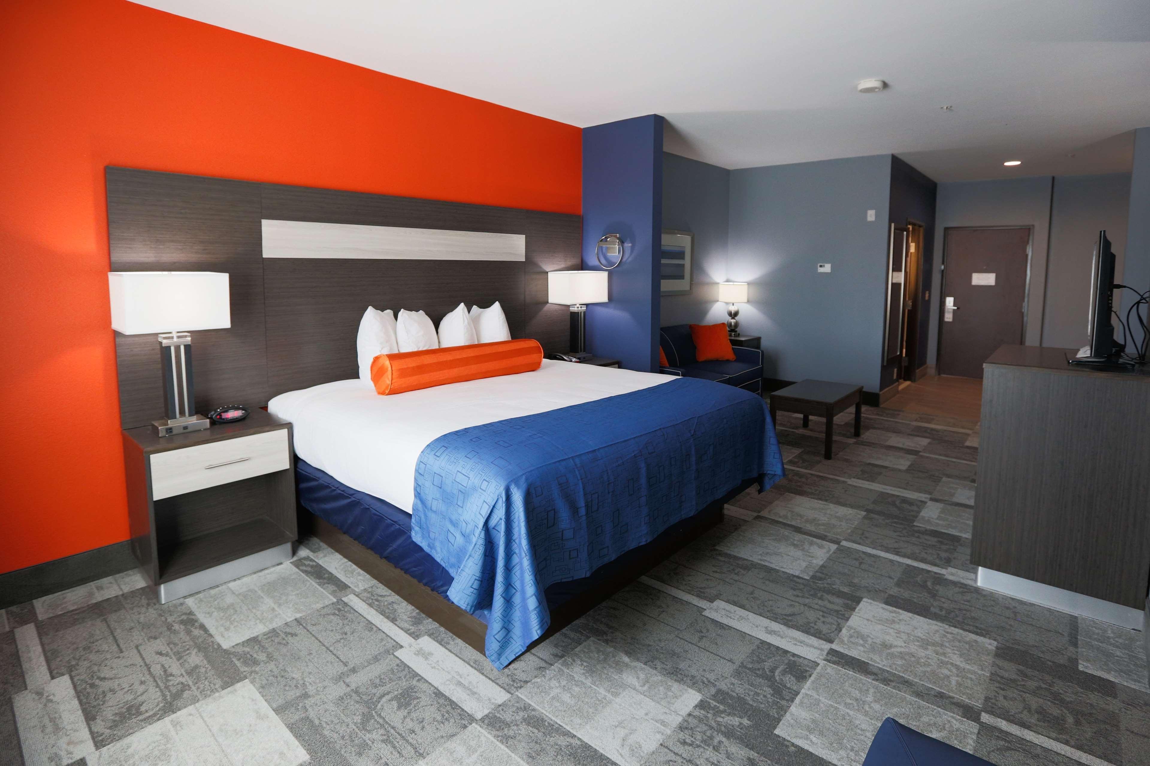 Best Western Plus Wewoka Inn & Suites Екстериор снимка