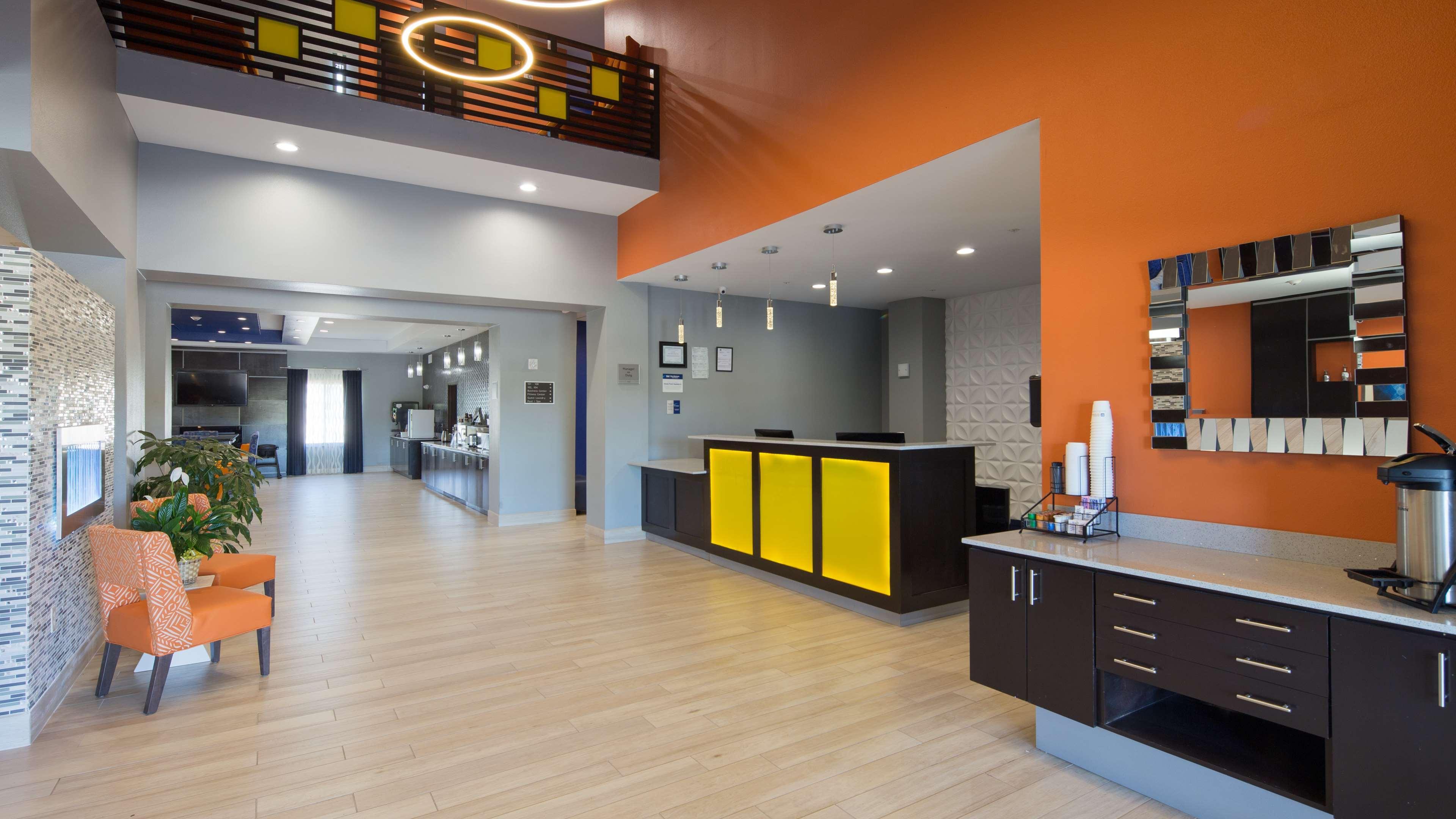 Best Western Plus Wewoka Inn & Suites Екстериор снимка