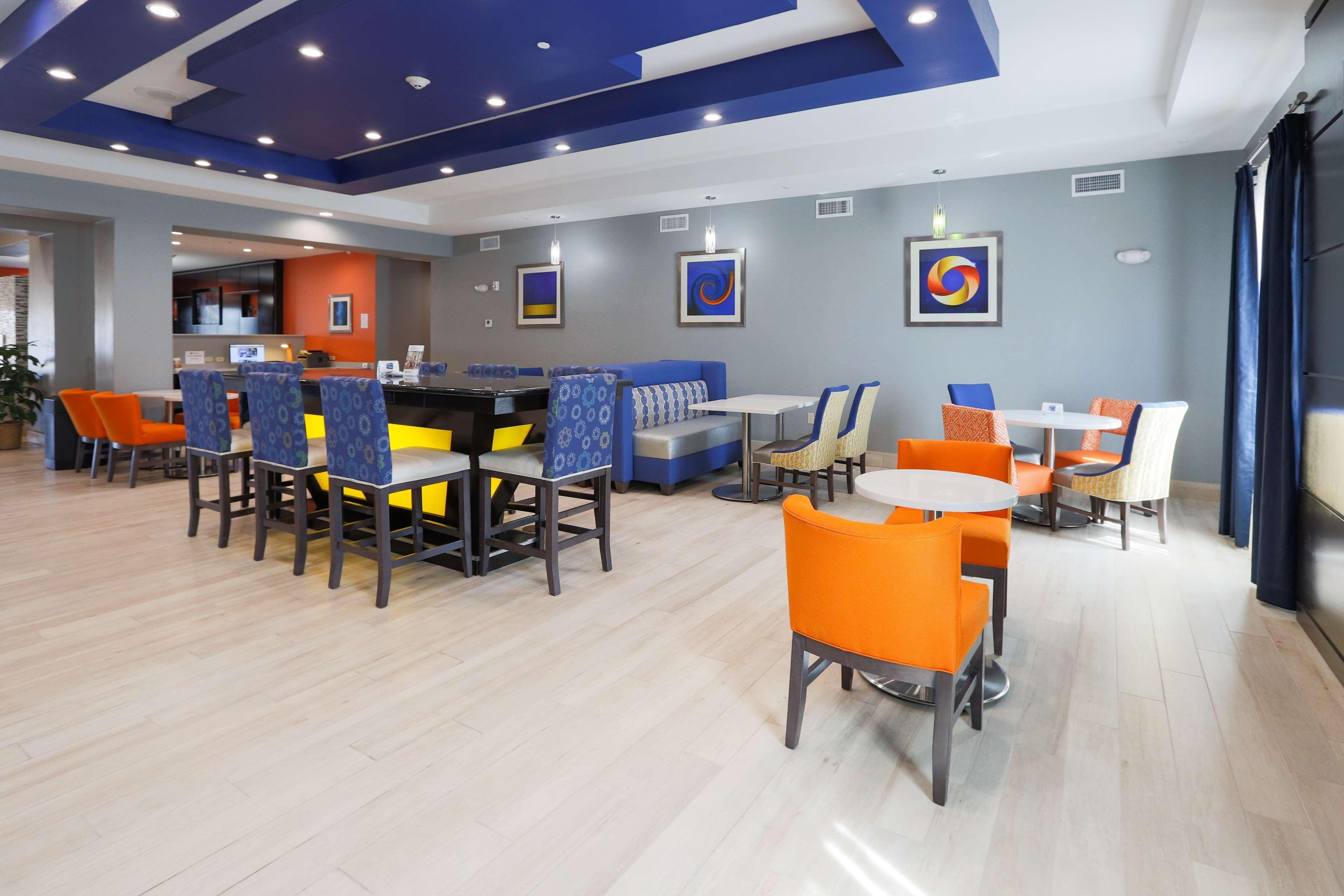 Best Western Plus Wewoka Inn & Suites Екстериор снимка