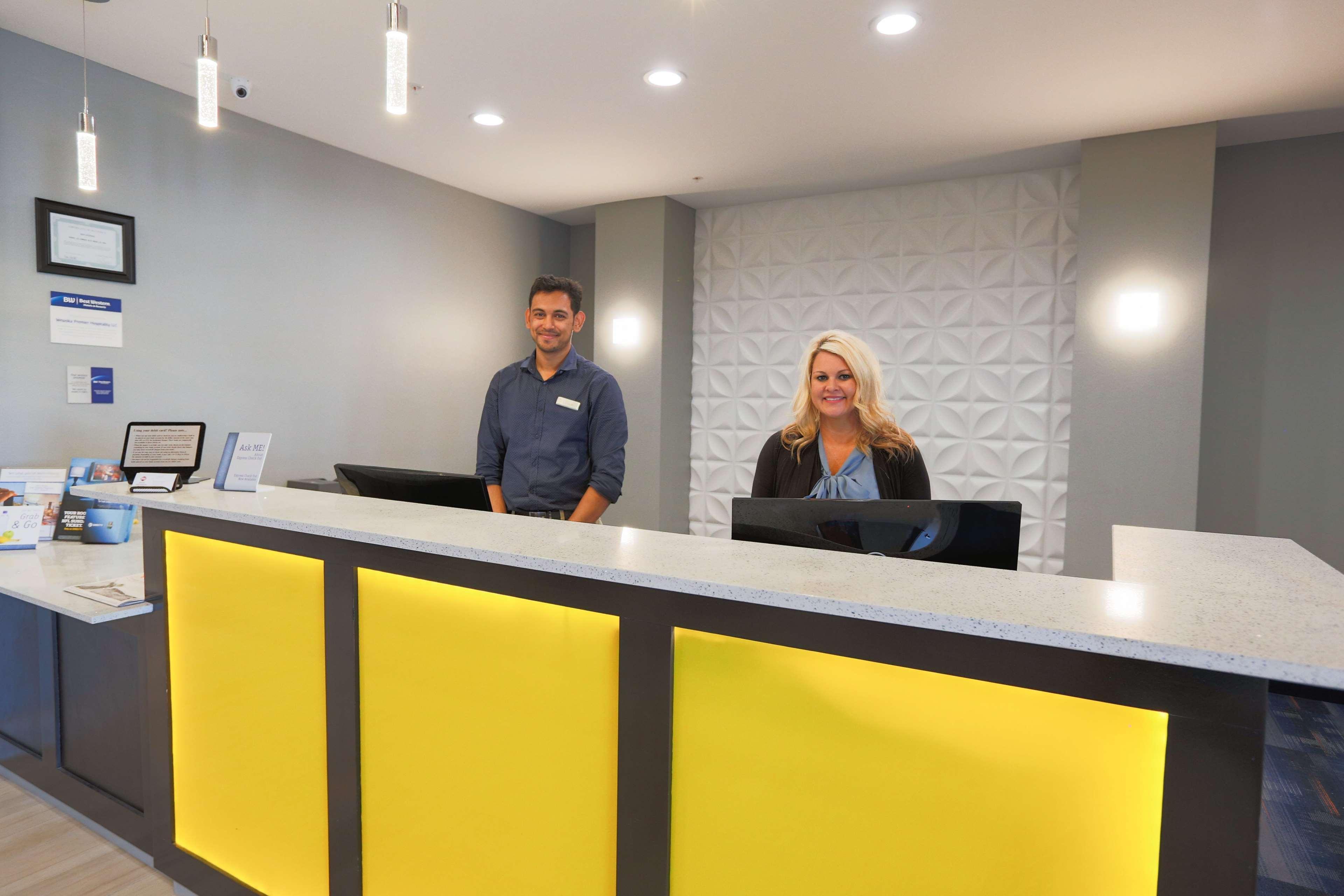 Best Western Plus Wewoka Inn & Suites Екстериор снимка