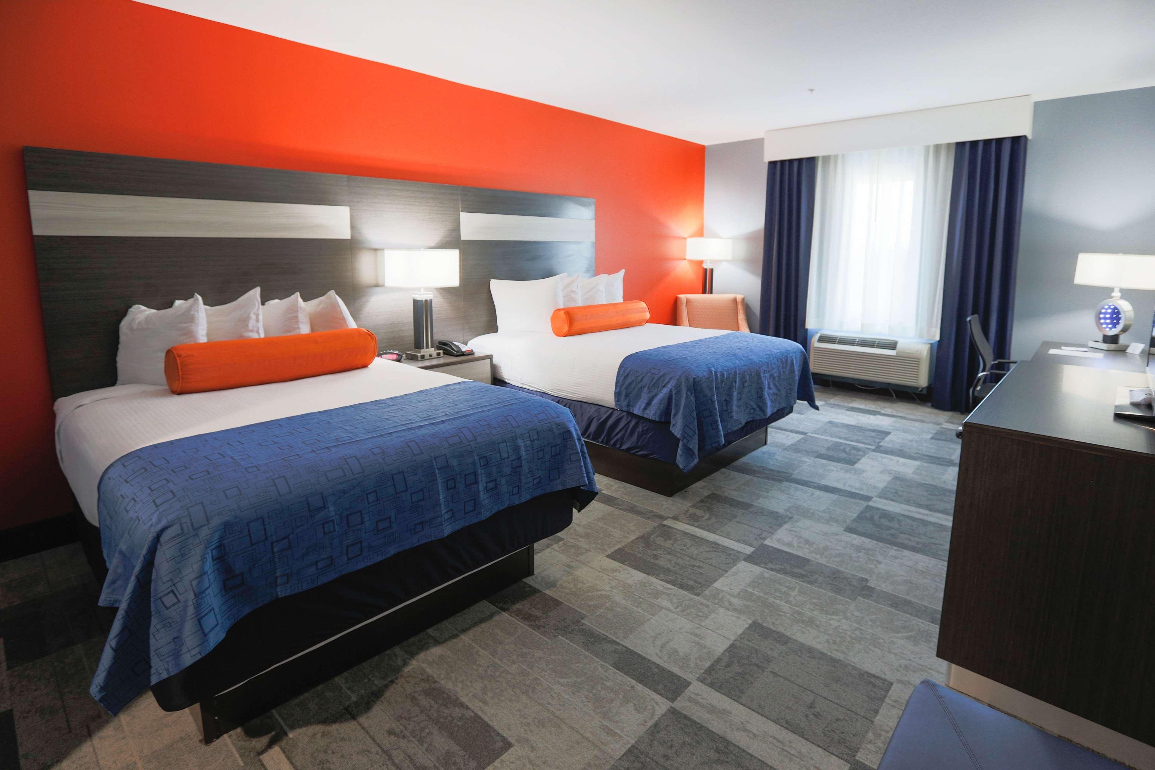 Best Western Plus Wewoka Inn & Suites Екстериор снимка