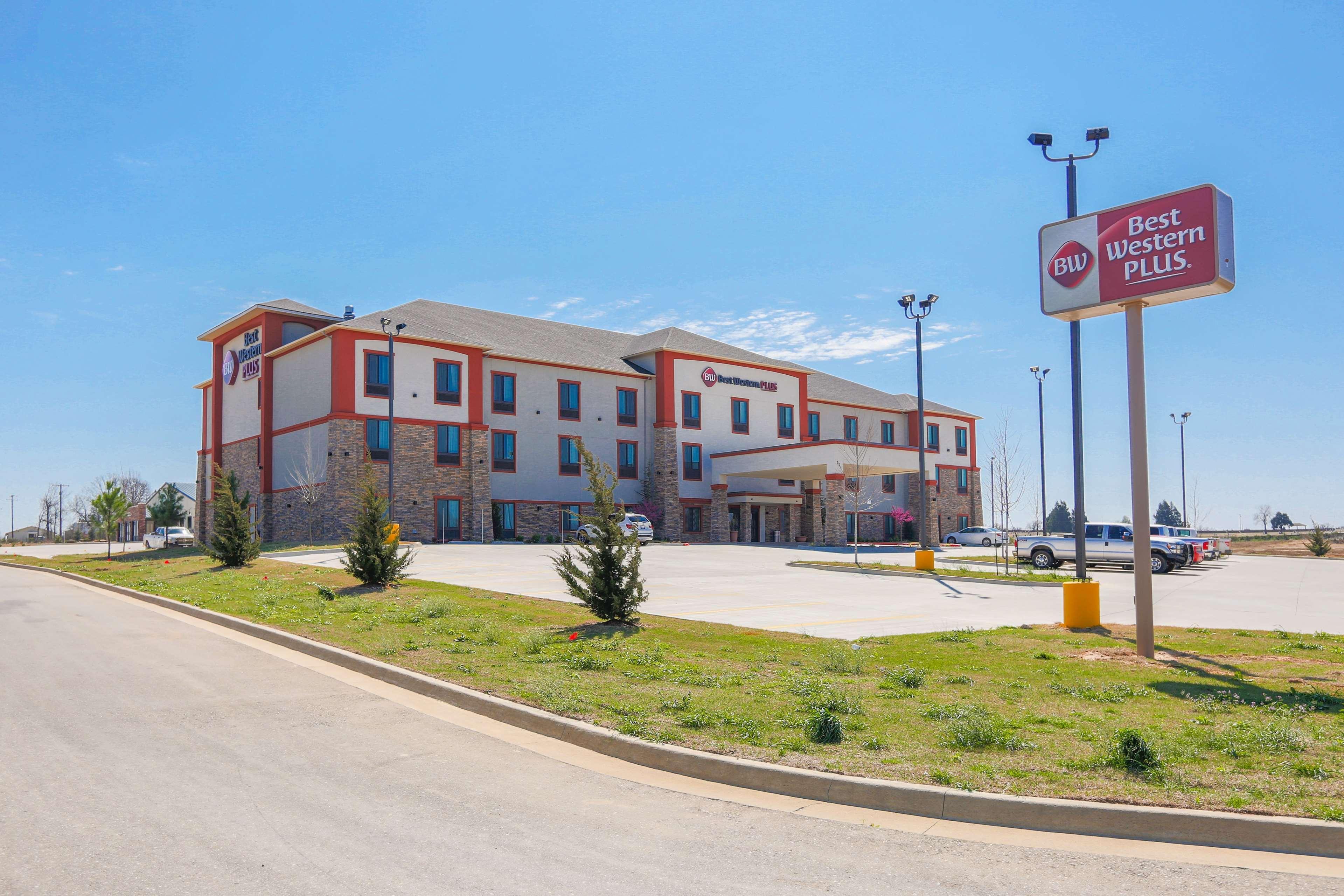 Best Western Plus Wewoka Inn & Suites Екстериор снимка