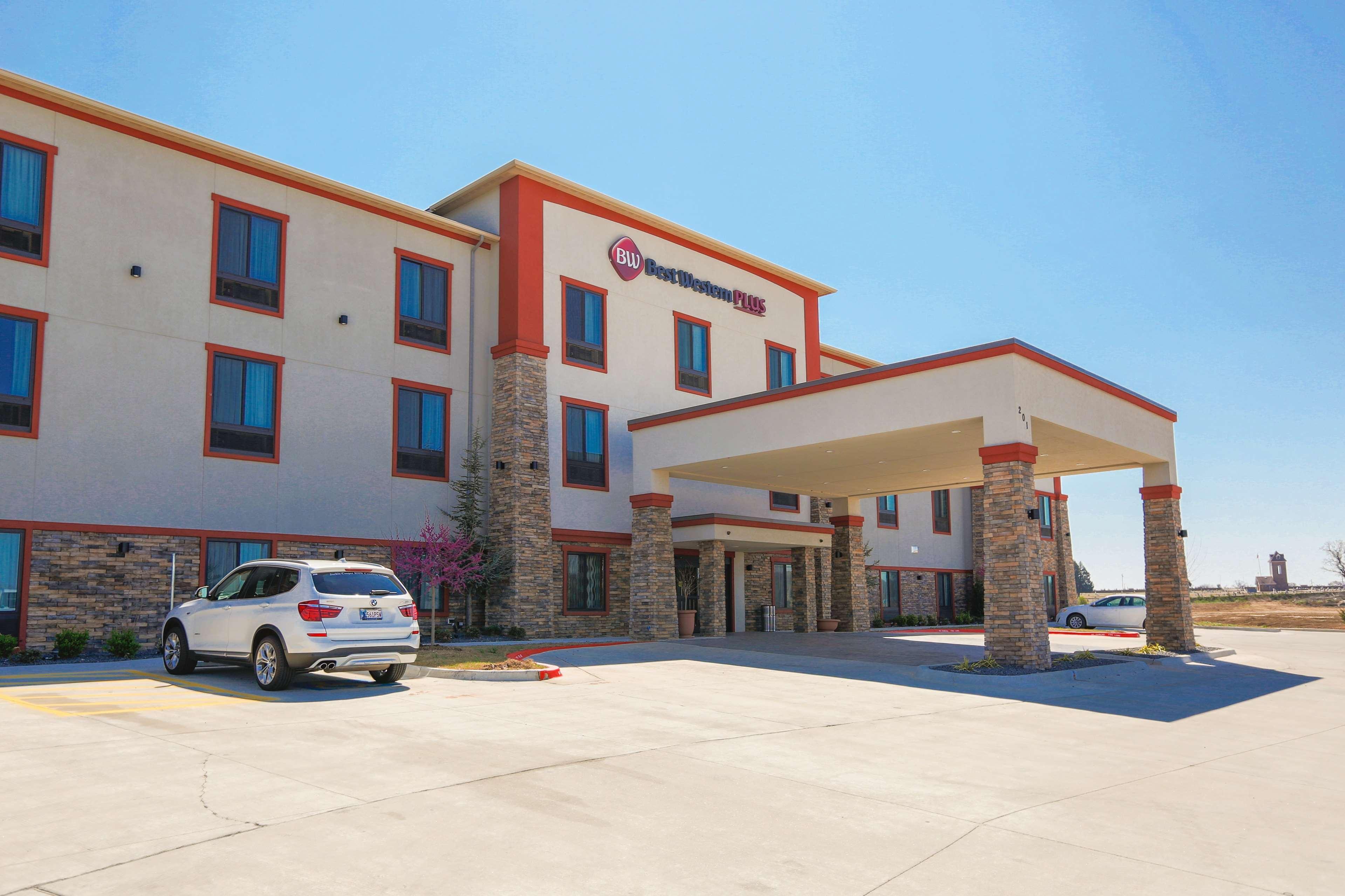 Best Western Plus Wewoka Inn & Suites Екстериор снимка