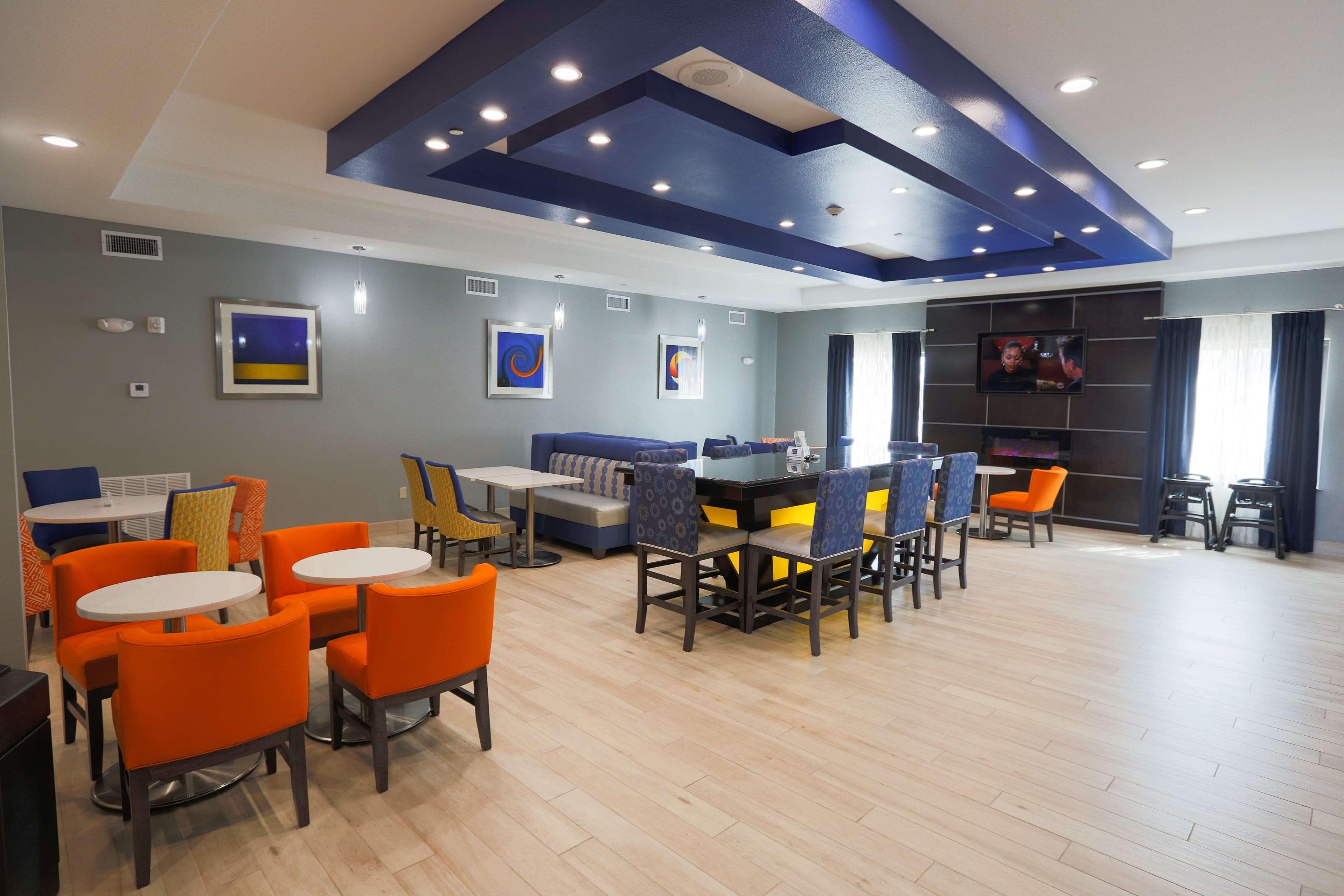 Best Western Plus Wewoka Inn & Suites Екстериор снимка