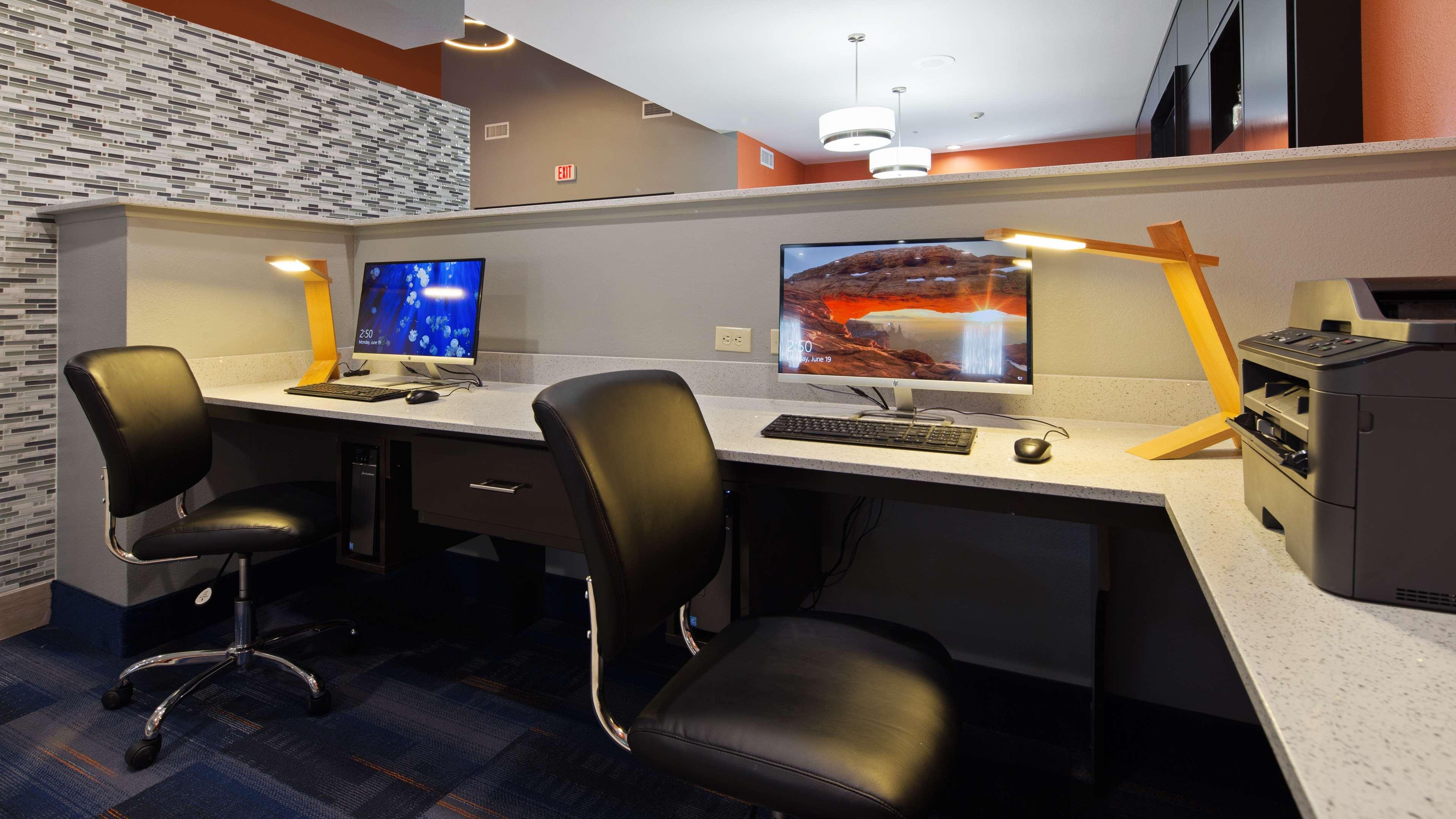 Best Western Plus Wewoka Inn & Suites Екстериор снимка