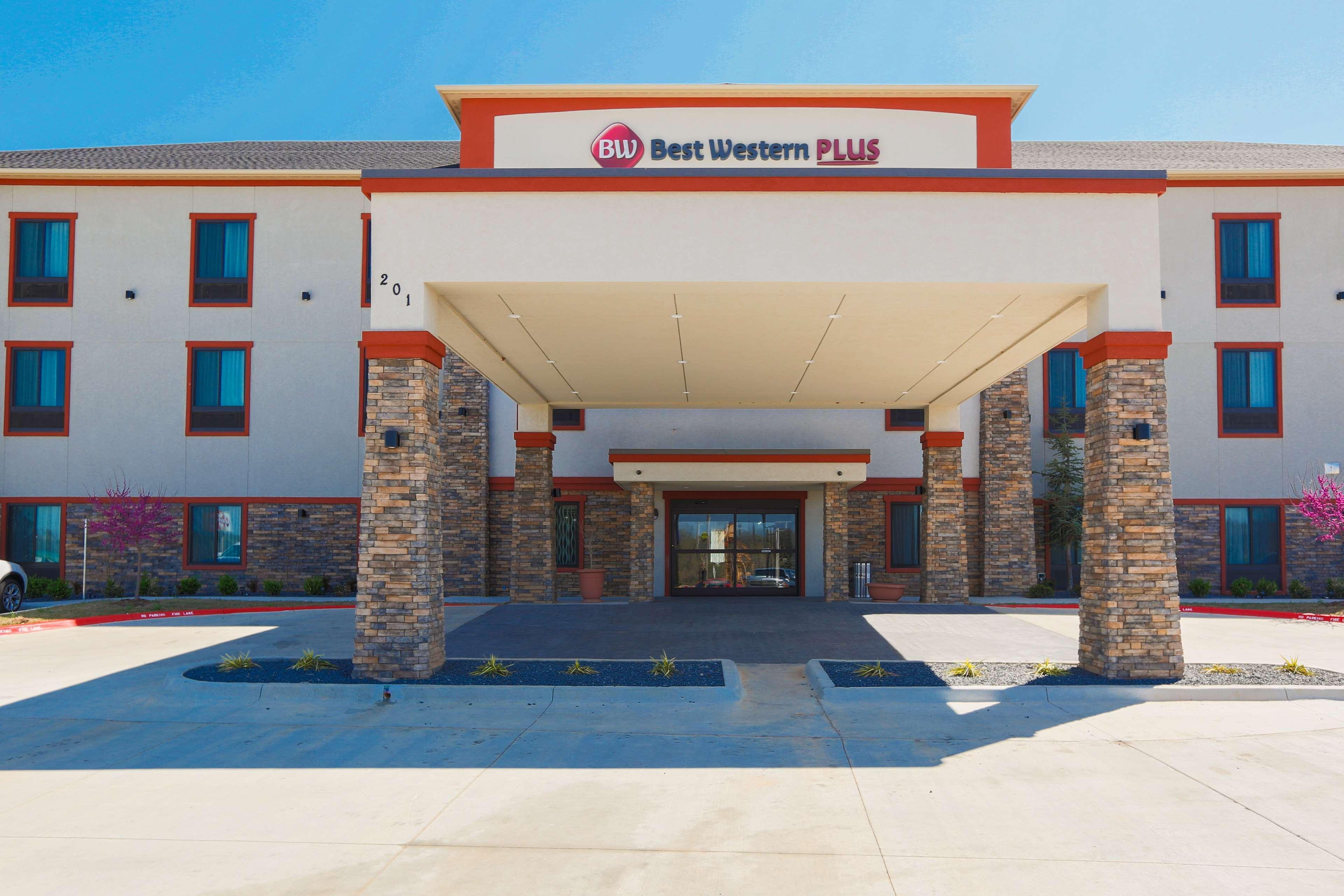 Best Western Plus Wewoka Inn & Suites Екстериор снимка