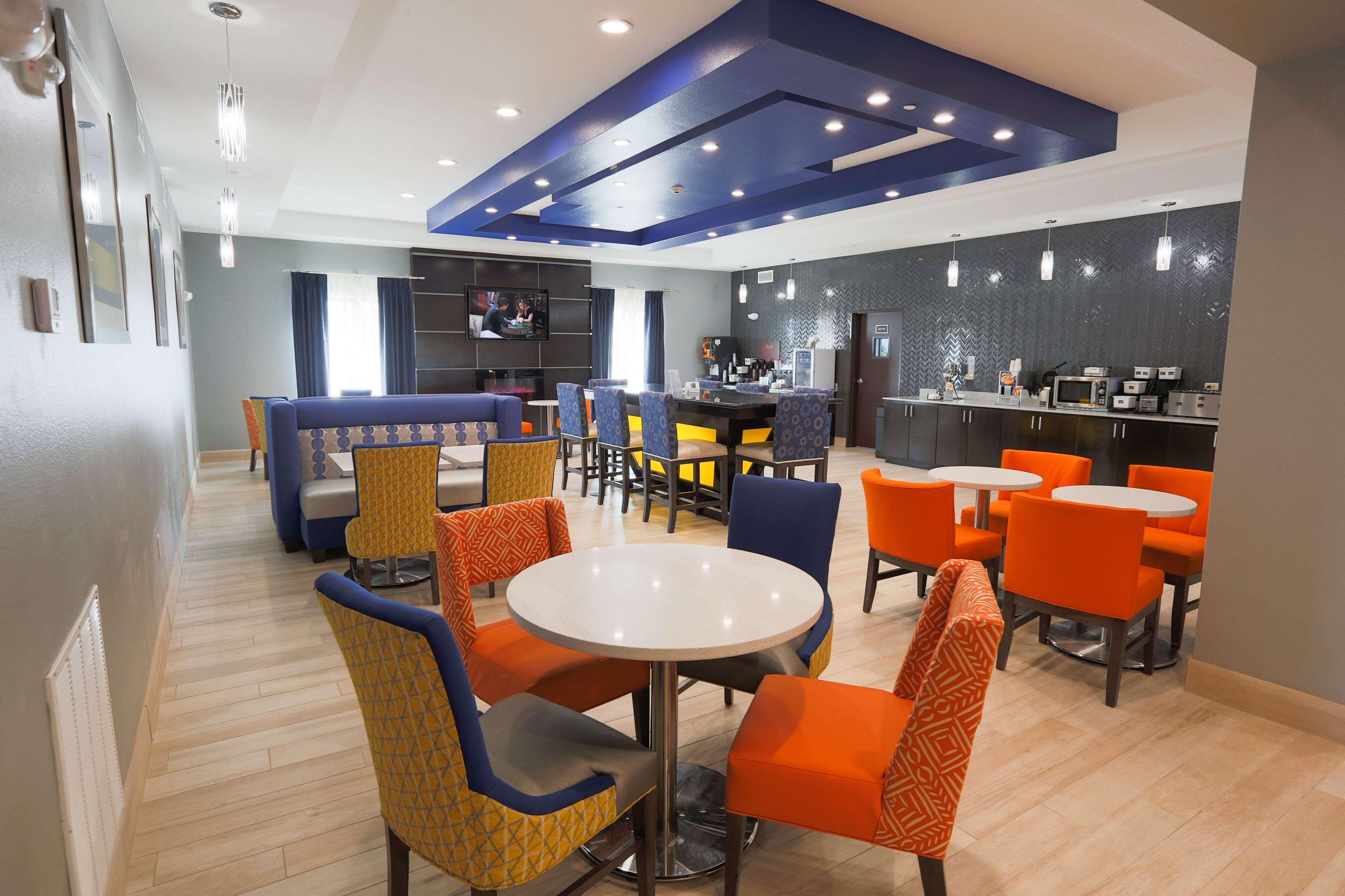Best Western Plus Wewoka Inn & Suites Екстериор снимка